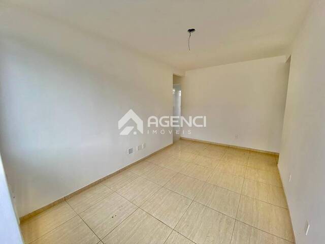 Casa para Venda em Contagem - 4