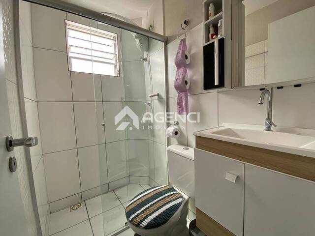 Apartamento para Venda em Contagem - 5