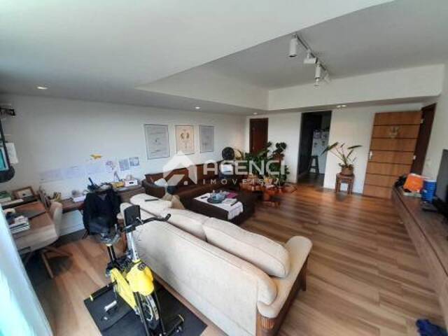 Casa para Venda em Contagem - 2