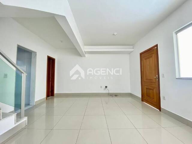 Casa para Venda em Contagem - 4