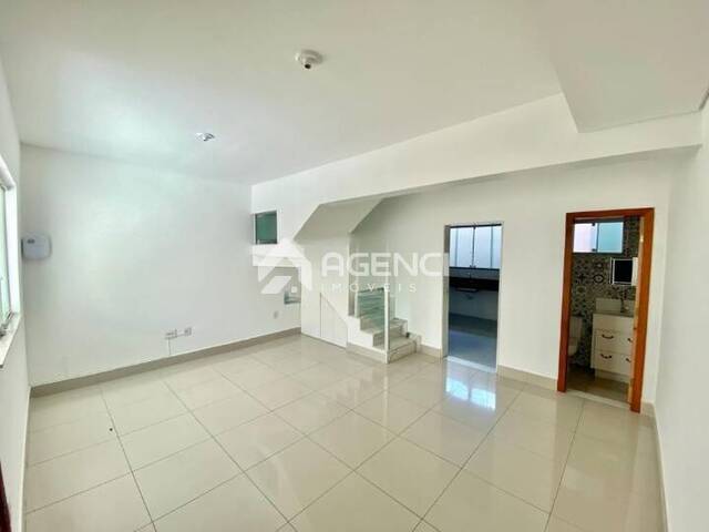 Casa para Venda em Contagem - 5