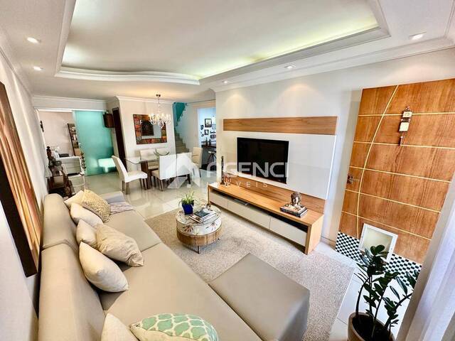 Casa para Venda em Contagem - 2