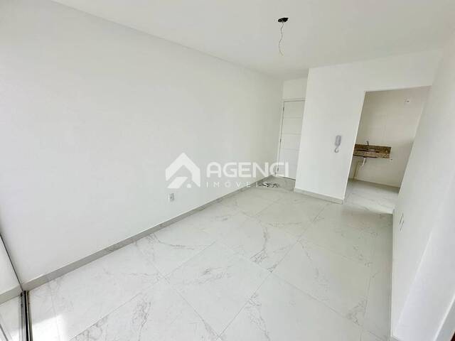 Apartamento para Venda em Contagem - 4