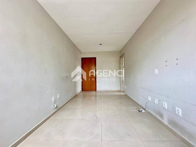 Apartamento para Venda em Contagem - 4