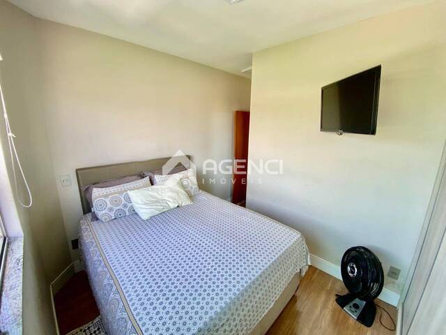 Apartamento para Venda em Contagem - 5