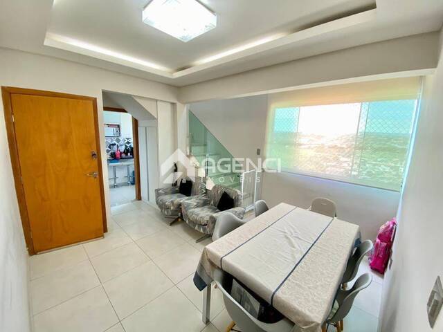 Apartamento para Venda em Contagem - 2