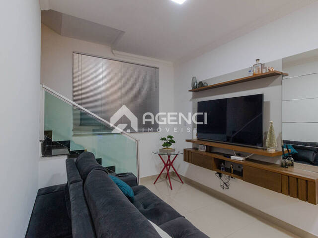 Apartamento para Venda em Contagem - 3