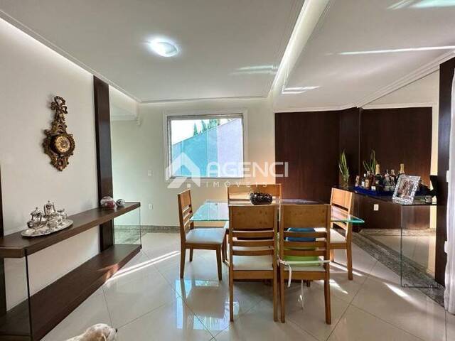 Casa para Venda em Belo Horizonte - 5