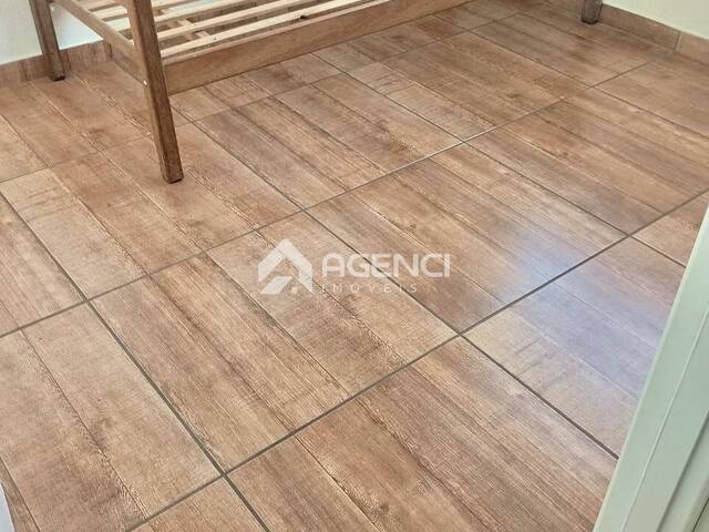 Apartamento para Venda em Contagem - 4