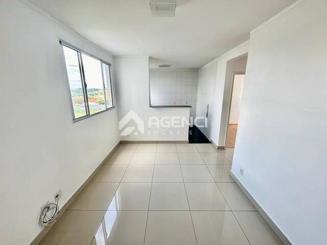 Apartamento para Venda em Contagem - 4