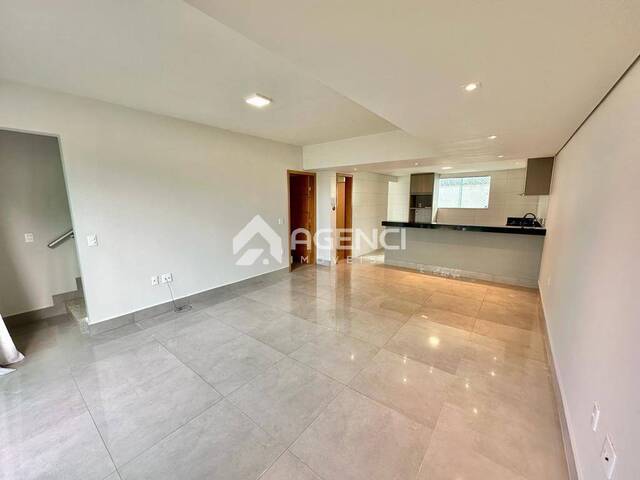 Casa para Venda em Contagem - 5