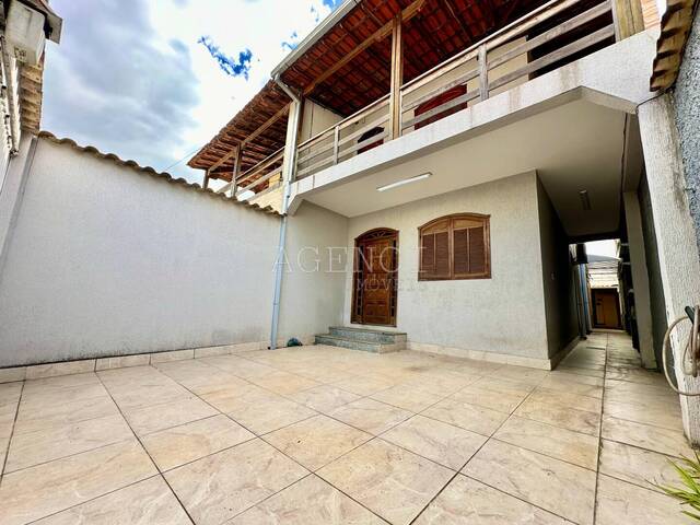 #501 - Casa para Venda em Contagem - MG - 1