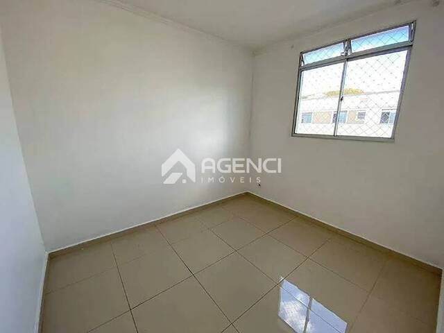 Apartamento para Venda em Contagem - 4
