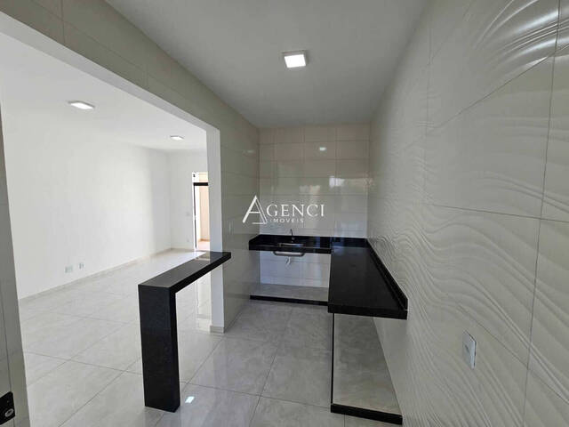 Casa para Venda em Contagem - 5