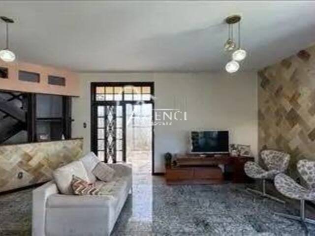 #686 - Casa para Venda em Belo Horizonte - MG - 2