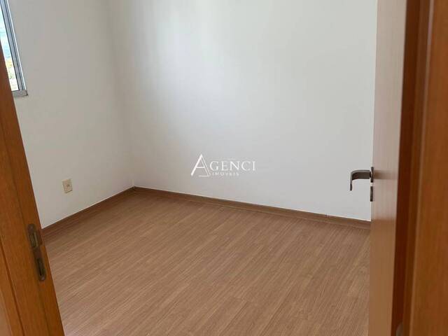 Apartamento para Venda em Contagem - 4