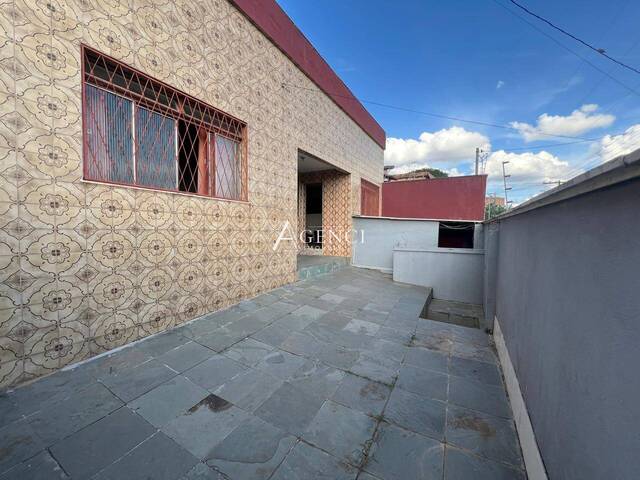 #705 - Casa para Venda em Belo Horizonte - MG - 1