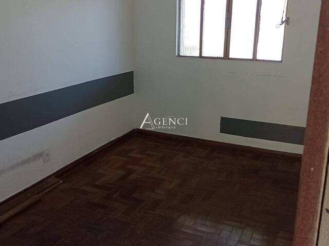 Casa para Venda em Contagem - 4