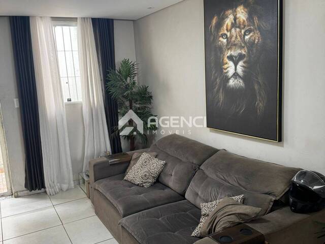 #708 - Casa para Venda em Contagem - MG - 2
