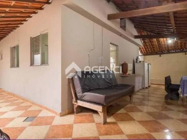 #720 - Casa para Venda em Contagem - MG - 2