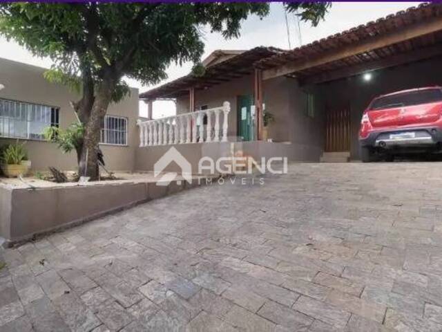#720 - Casa para Venda em Contagem - MG - 1