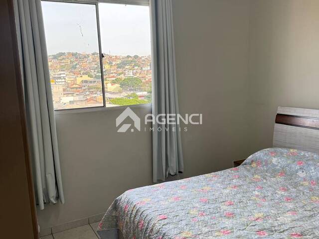 Apartamento para Venda em Contagem - 4