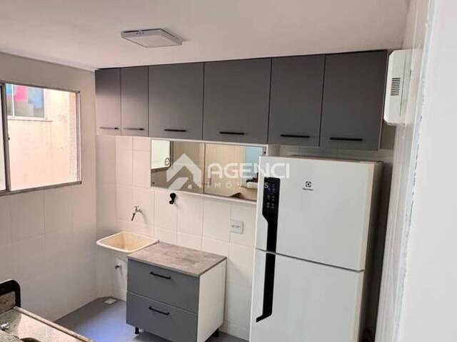 Apartamento para Venda em Contagem - 5