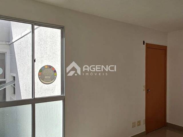 Apartamento para Venda em Contagem - 4