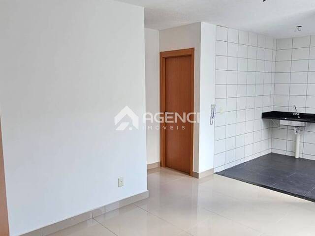 #738 - Apartamento para Venda em Contagem - MG - 2