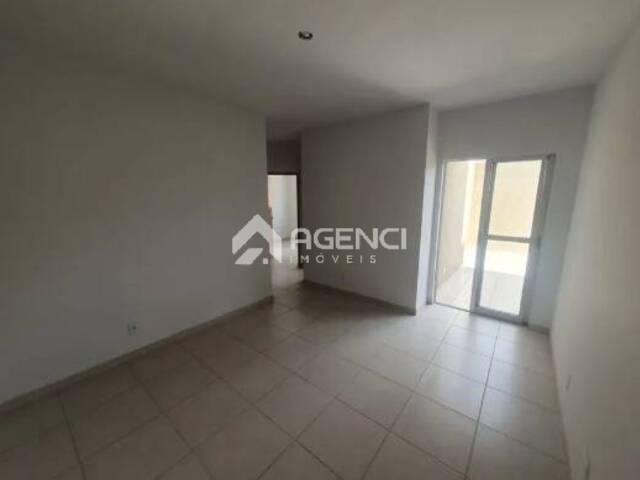 Apartamento para Venda em Contagem - 4
