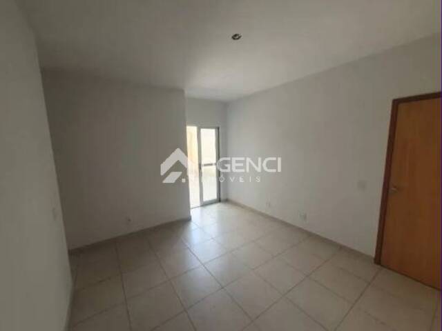 Apartamento para Venda em Contagem - 5