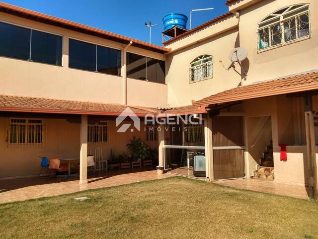 Casa para Venda em Betim - 5