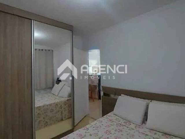 Apartamento para Venda em Contagem - 4