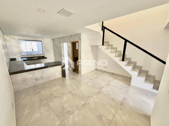 Casa para Venda em Contagem - 5