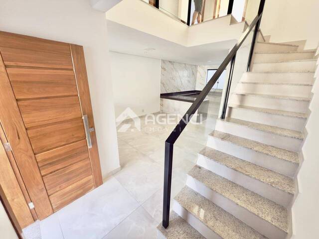 #753 - Casa para Venda em Contagem - MG - 3