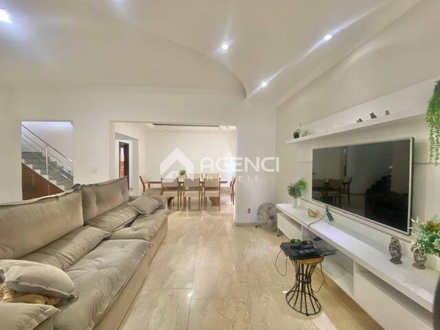 #755 - Casa para Venda em Belo Horizonte - MG - 3