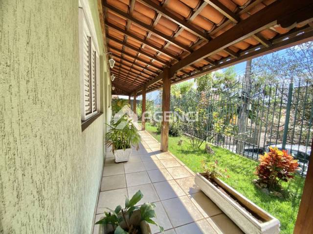 #813 - Casa para Venda em Belo Horizonte - MG - 3