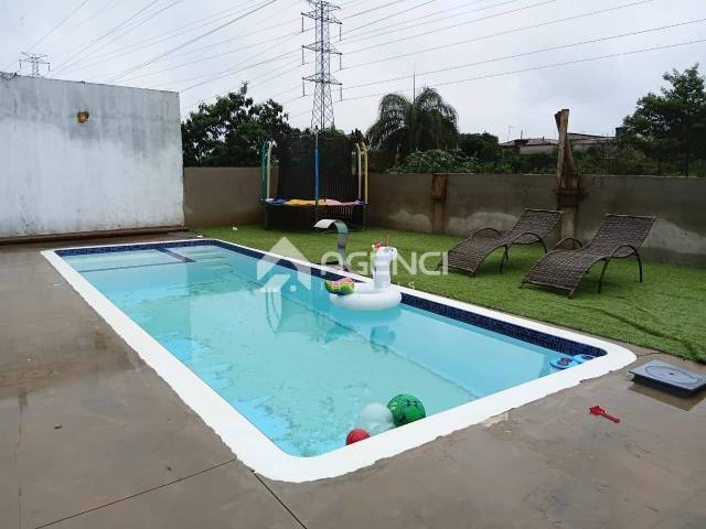 #835 - Casa para Venda em Juatuba - MG - 2