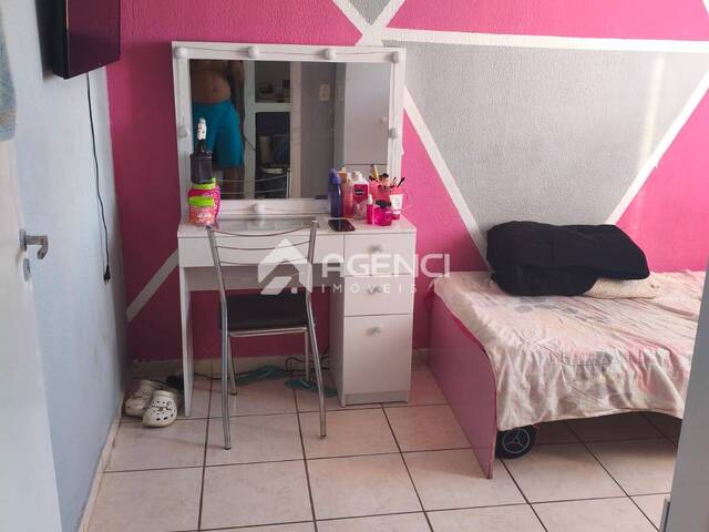 Apartamento para Venda em Contagem - 5