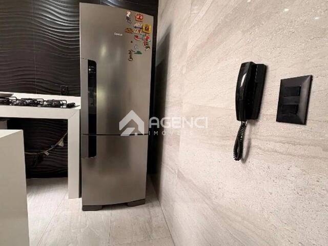 Apartamento para Venda em Contagem - 3