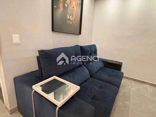 Apartamento para Venda em Contagem - 2