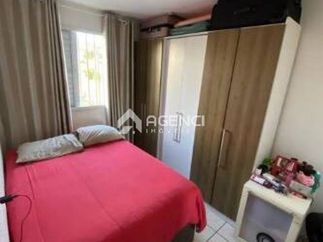 Apartamento para Venda em Contagem - 5