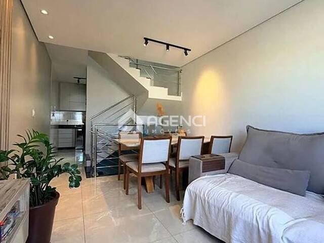 #879 - Casa para Venda em Contagem - MG - 2