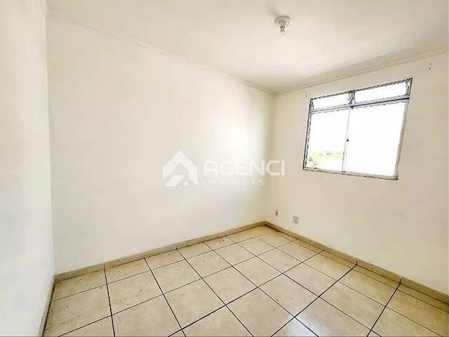 Apartamento para Venda em Contagem - 4