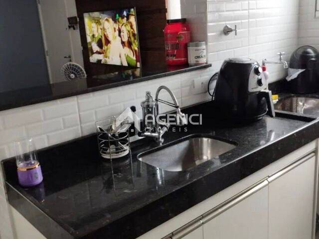 Apartamento para Venda em Contagem - 5