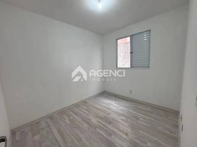 Apartamento para Venda em Contagem - 5