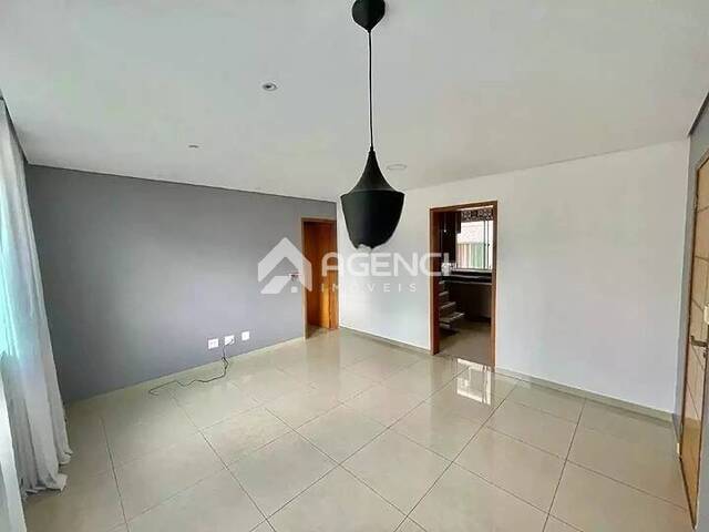 Apartamento para Venda em Contagem - 3