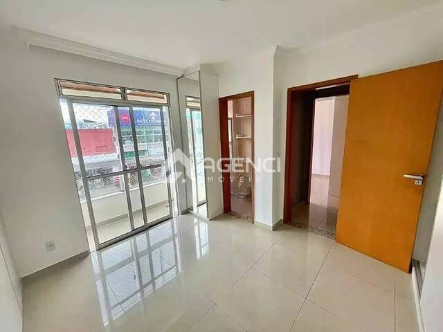 Apartamento para Venda em Contagem - 4