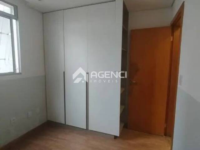 Apartamento para Venda em Contagem - 5
