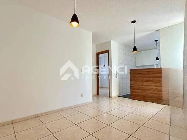 Apartamento para Venda em Contagem - 2